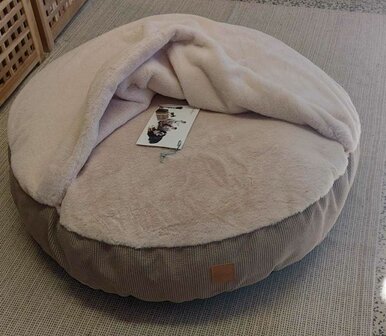 BAU BARU CAVE BED NEW BEIGE + NOTORIOUS 100CM