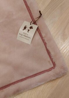 FIFI BLANKET PINK 70X100CM