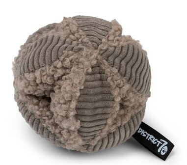 DISTRICT 70 BOBBY TOY TAUPE 19CM